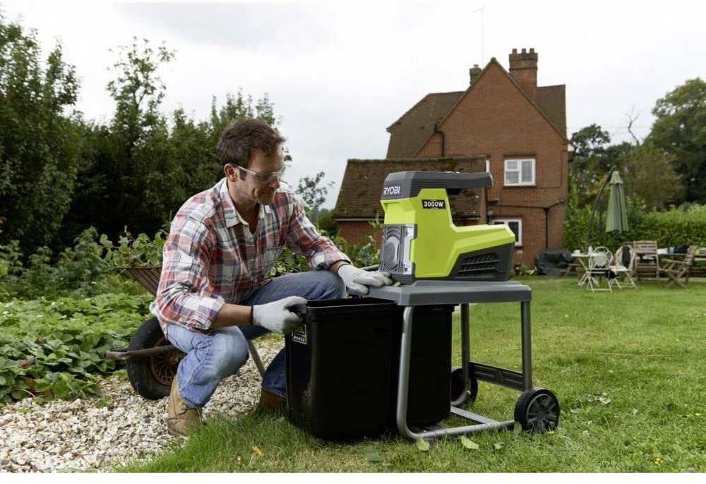 Broyeur de branches electrique puissant